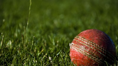 电竞比赛Uzi薇恩五杀操作回放